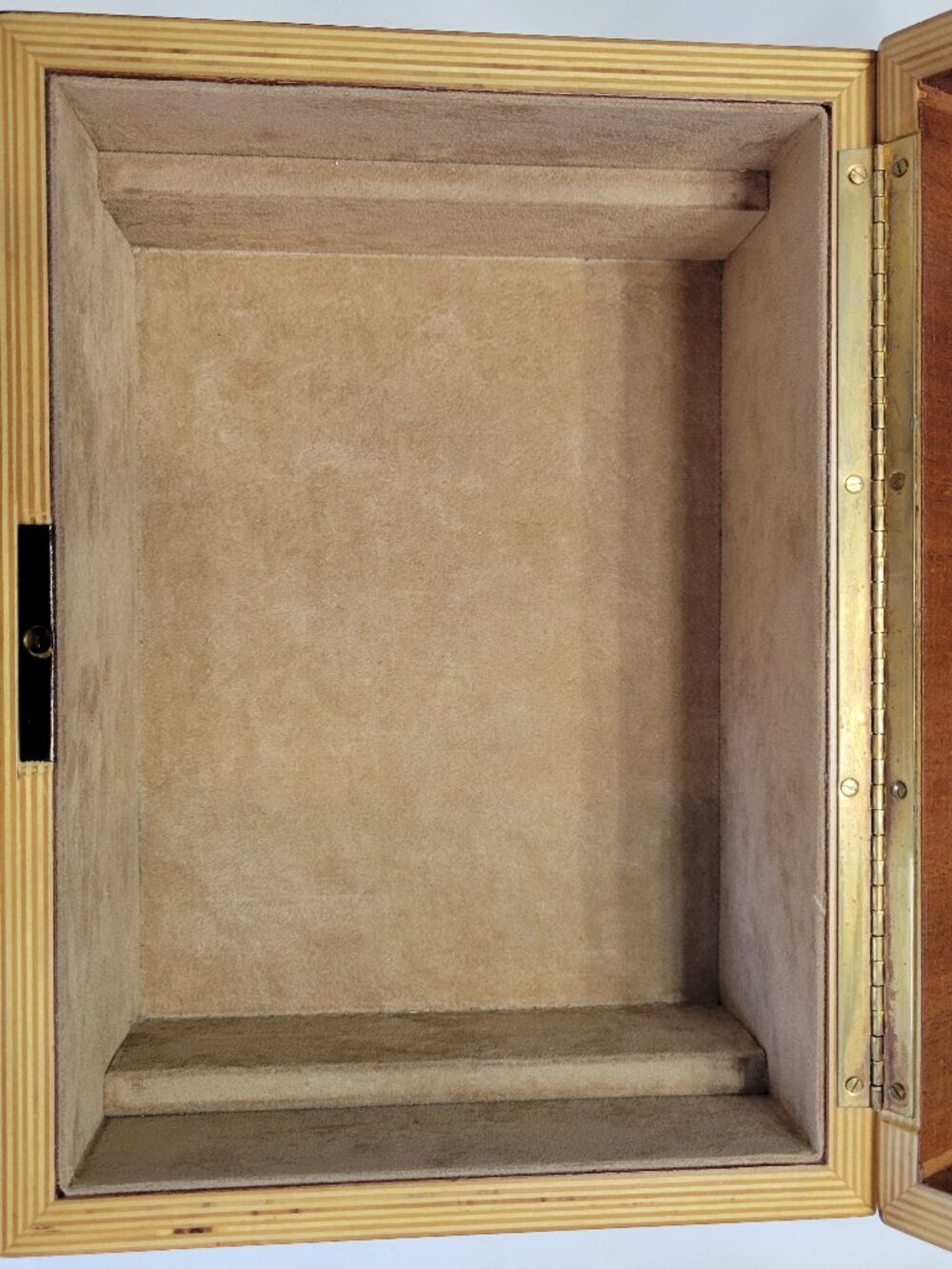 Agresti Vintage Luxury Jewelry Box Handcrafted of Briarwood in Florence, Italy - Picture 7 of 16